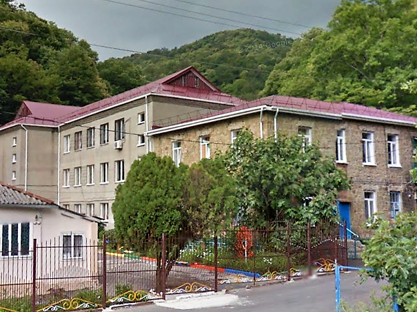Здание школы до капитального ремонта.
